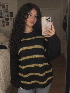 ANDREE BY UNIT Black Crewneck Sweater with Gold Sparkle Stripes